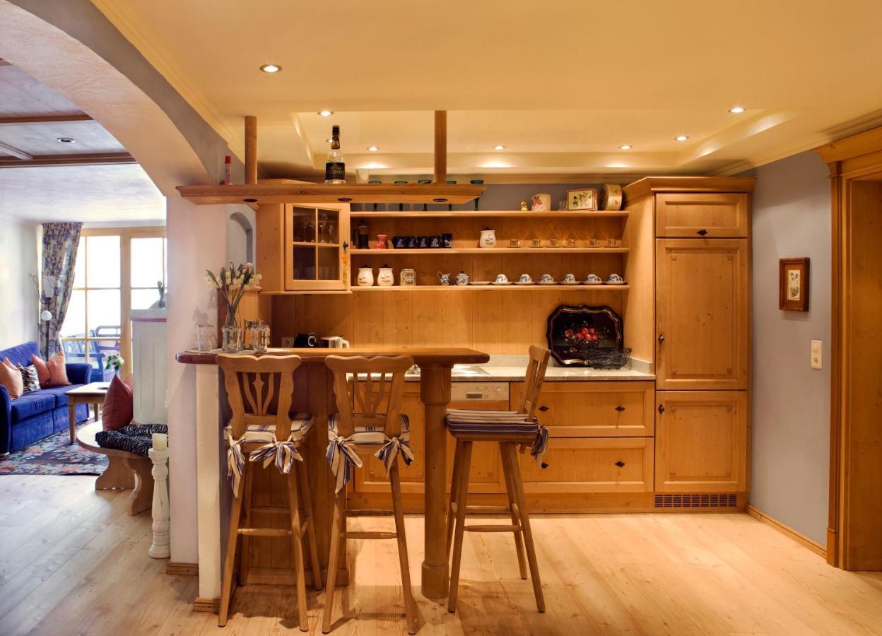Hotel Hospiz Alm Residenzen St. Christoph am Arlberg Zimmer foto